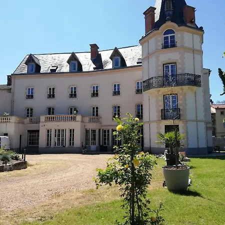 Chateau Les 4 Saisons *